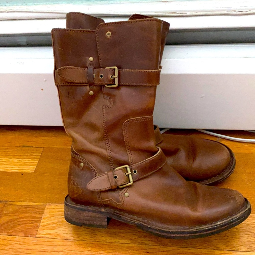 Ugg leather boots